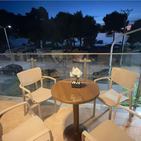 King Princ Shëngjin